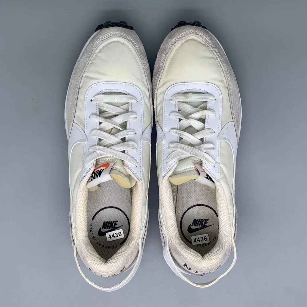 Nike Waffle Debut SE White Sail Running Shoes DH9523-100 Women’s Sz 11‎